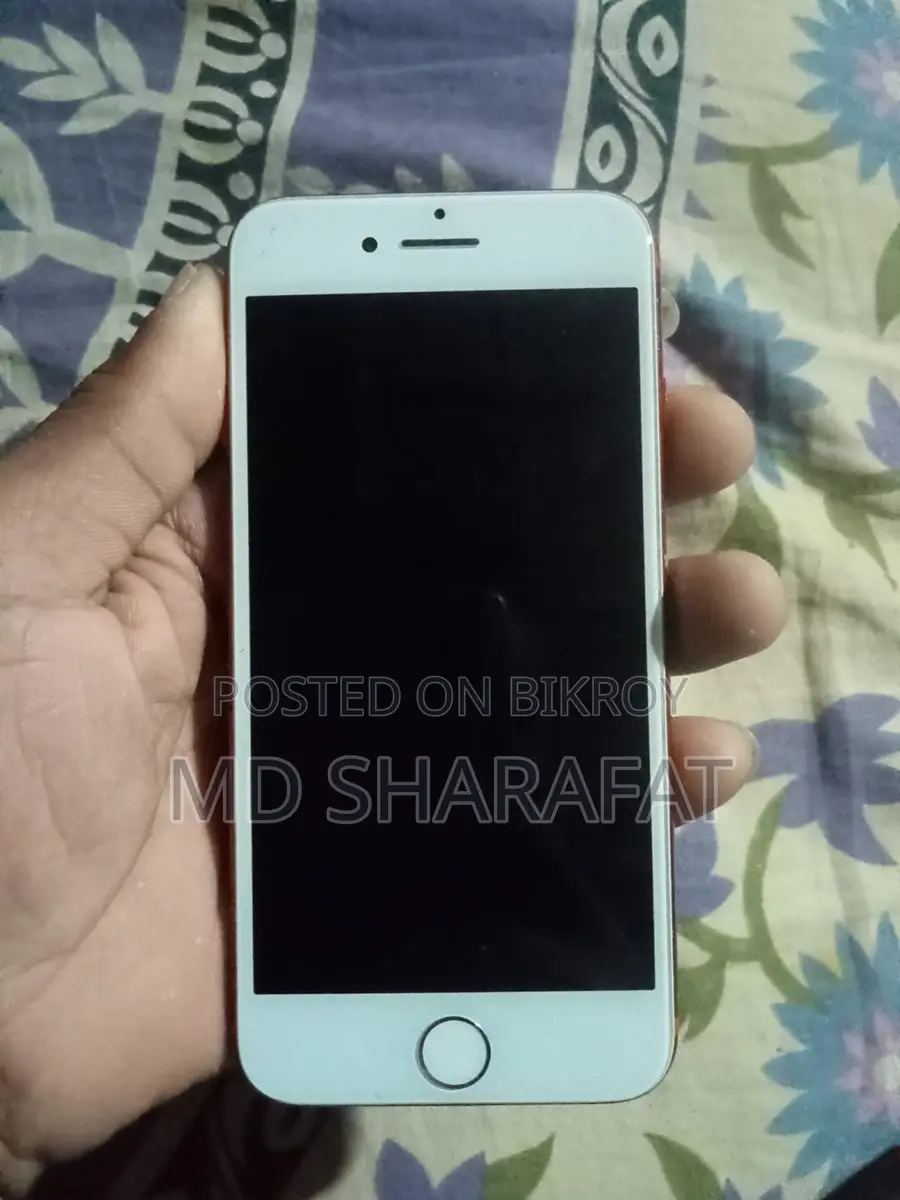 Apple iPhone 7 / (Used)