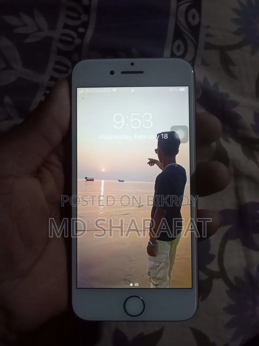 Apple iPhone 7 / (Used)