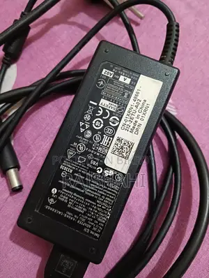 Laptop adapter Charger 19V MOTA Pin