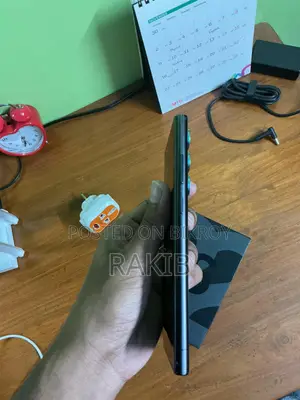 Samsung Galaxy S22 Ultra . (Used)