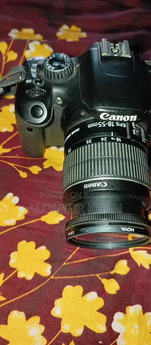 Canon E550D