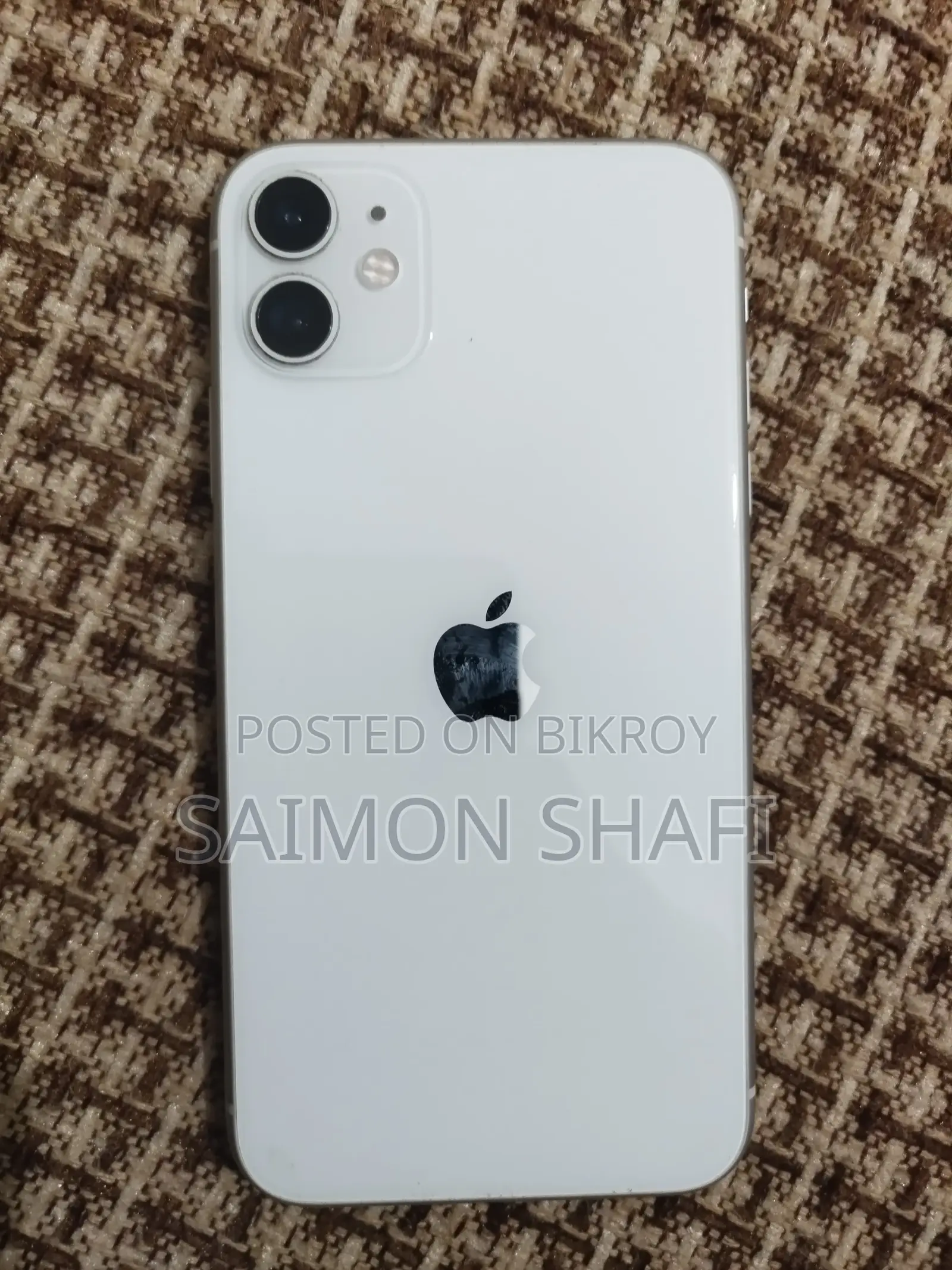 Apple iPhone 11 (Used)
