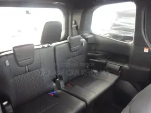 Toyota Noah S-Z Leg Rest 2022