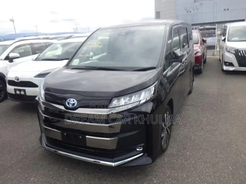 Toyota Noah S-Z Leg Rest 2022