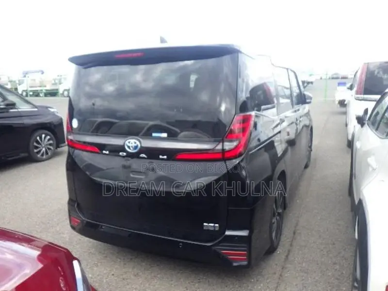 Toyota Noah S-Z Leg Rest 2022