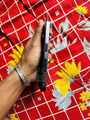 Apple iPhone 14 Pro . (Used)