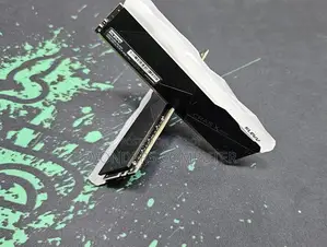 KLEV CRAS X RGB DDR4 16GB 3200MHz গেমিং ডেস্কটপ র‍্যাম ১ বছরের ওয়ারেন্টি