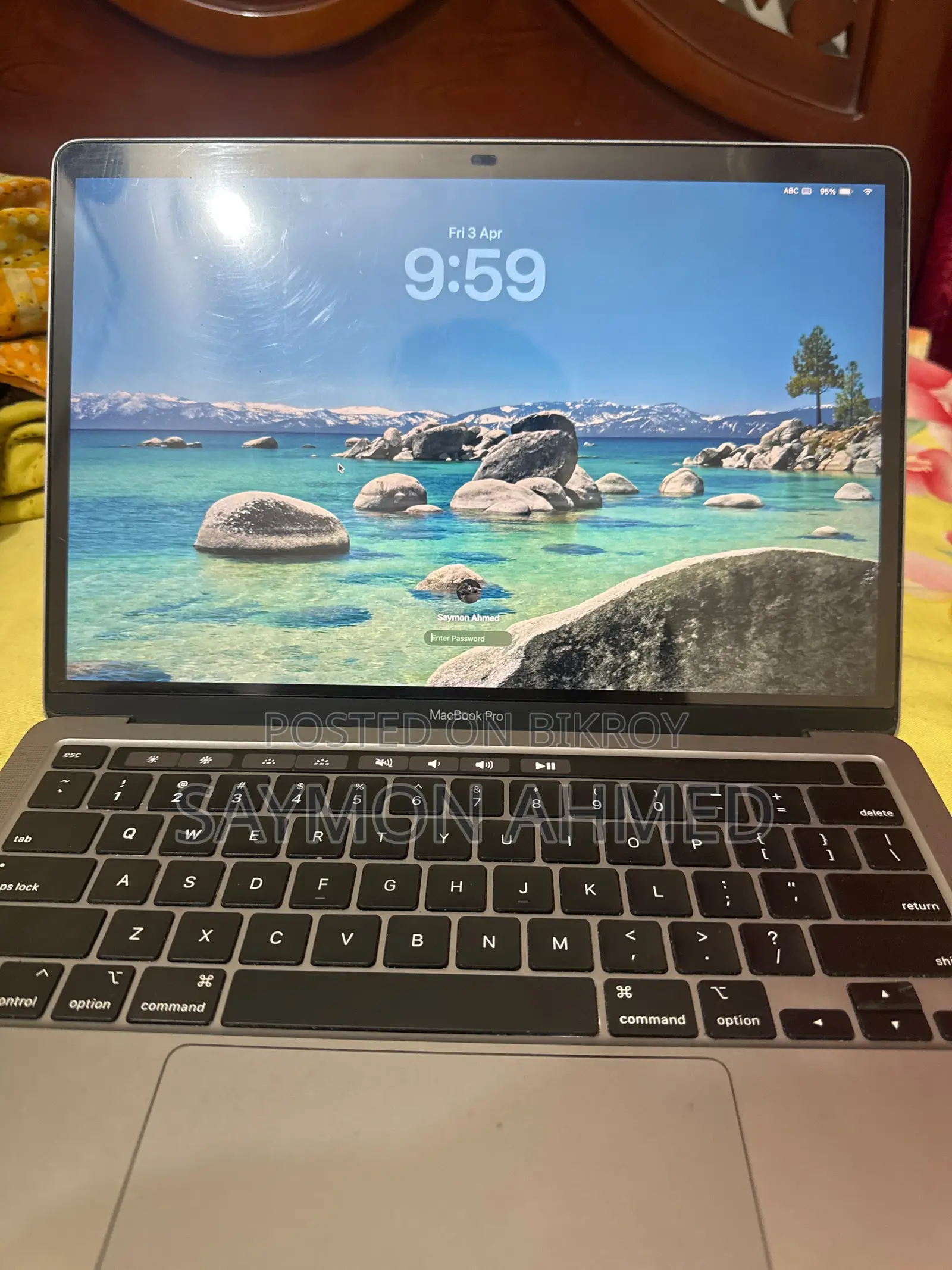 Macbook Pro M2 (8gb/256gb)