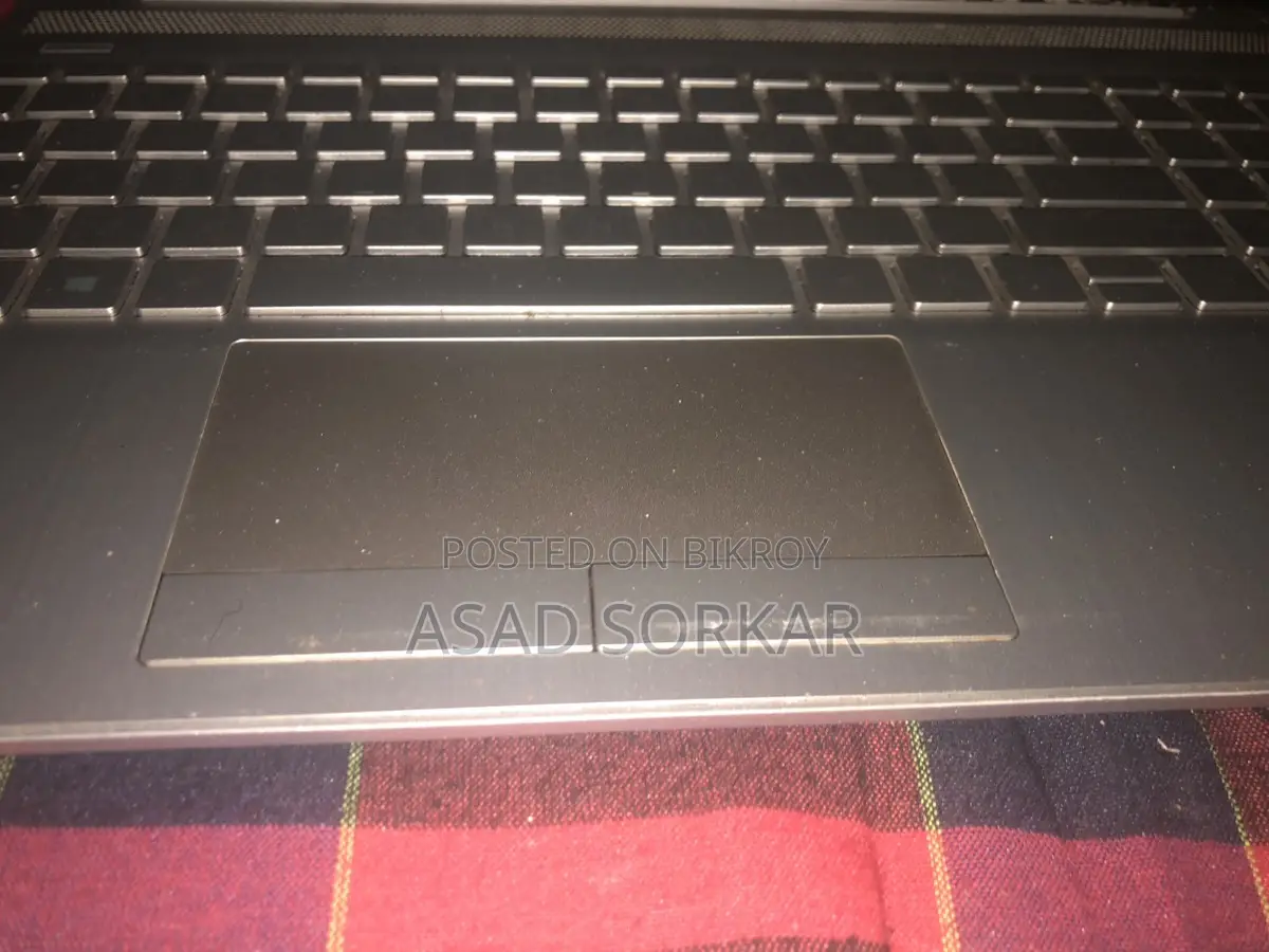 Core i3, 11th Generation. Laptop used by my younger sister. Price 18k