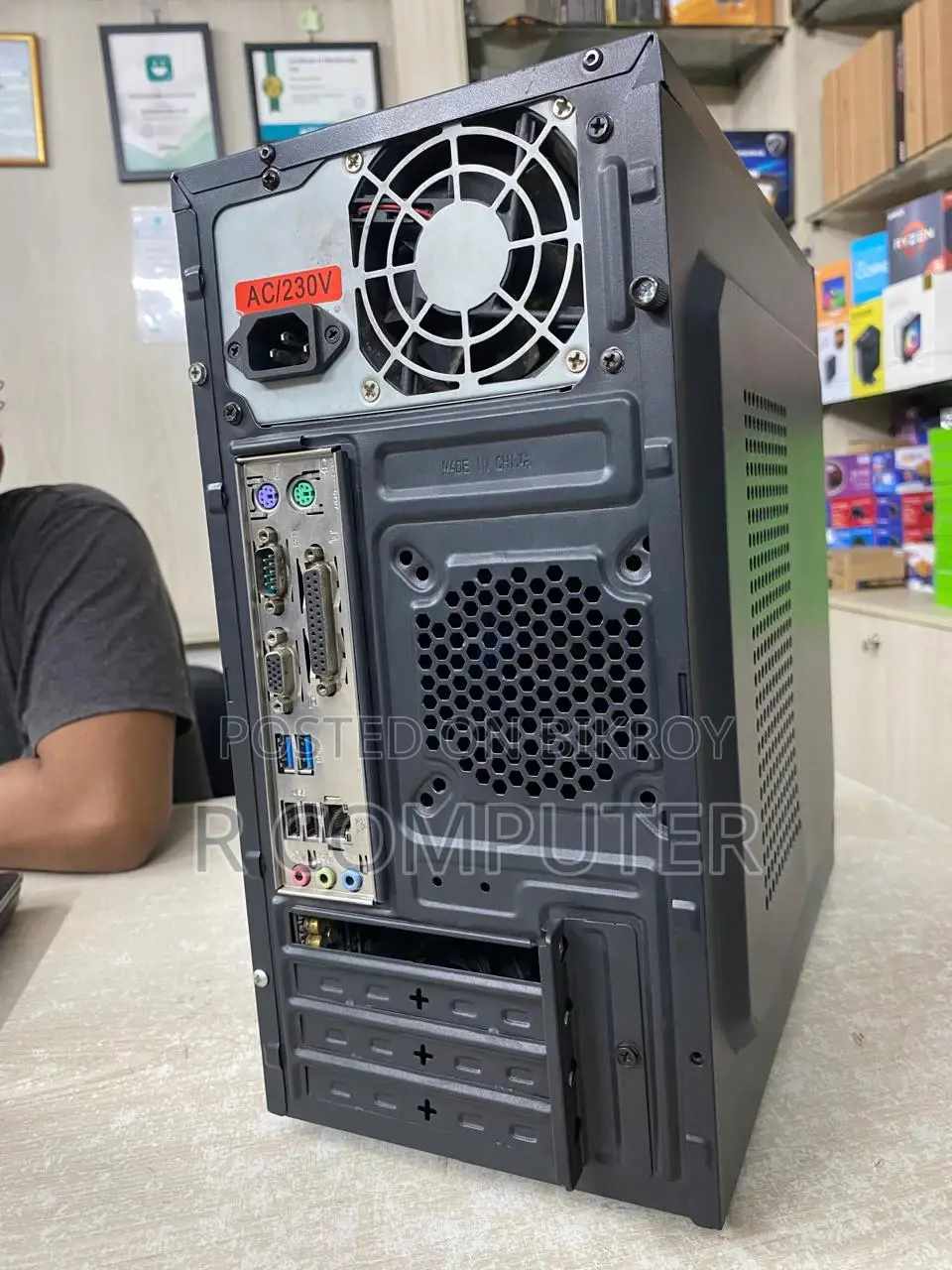 Desktop PC Intel Core i3 (4th Gen) SSD 120GB + 500GB HDD + RAM 8GB + Graphic