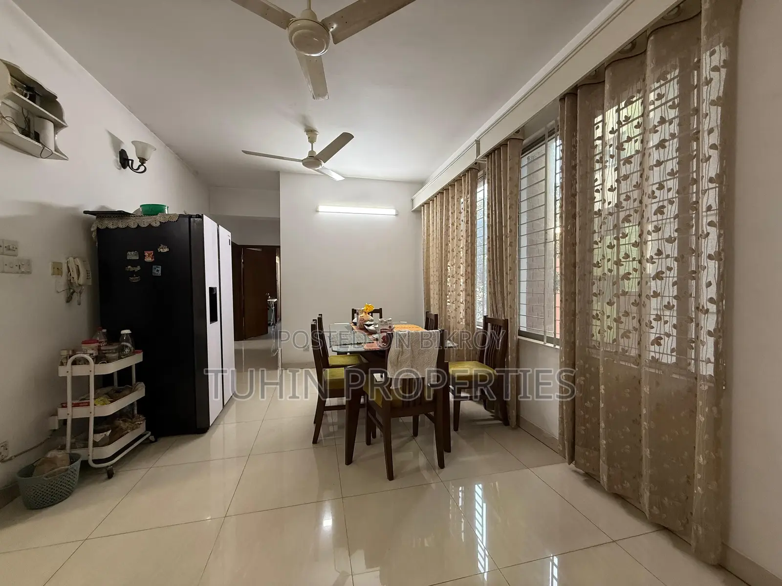 Used Ready Luxury 2000 Sft 3rd Floor Flat Sale at Iqbal Road Md. Pur.