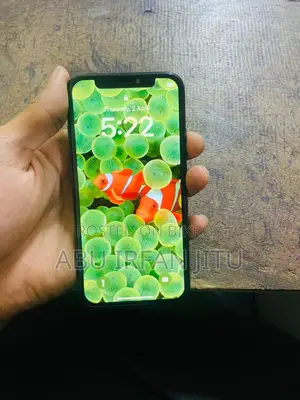 Apple iPhone X . (Used)
