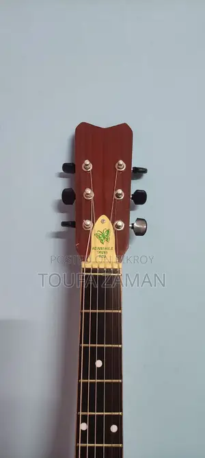Matte Natural Guitar For Sell Brand New