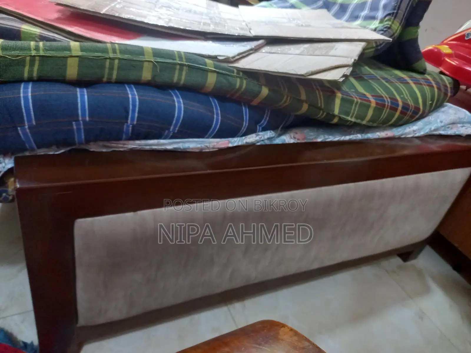 একটি সিংগেল বেড বিক্রি হবে