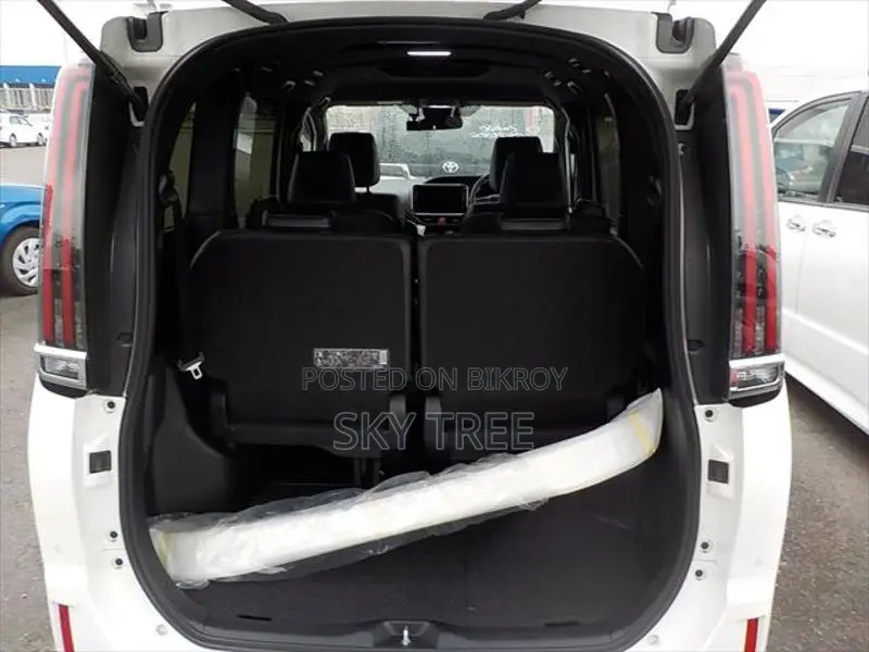 Toyota Esquire Gi Pack. 2021