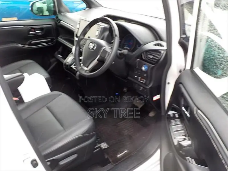 Toyota Esquire Gi Pack. 2021