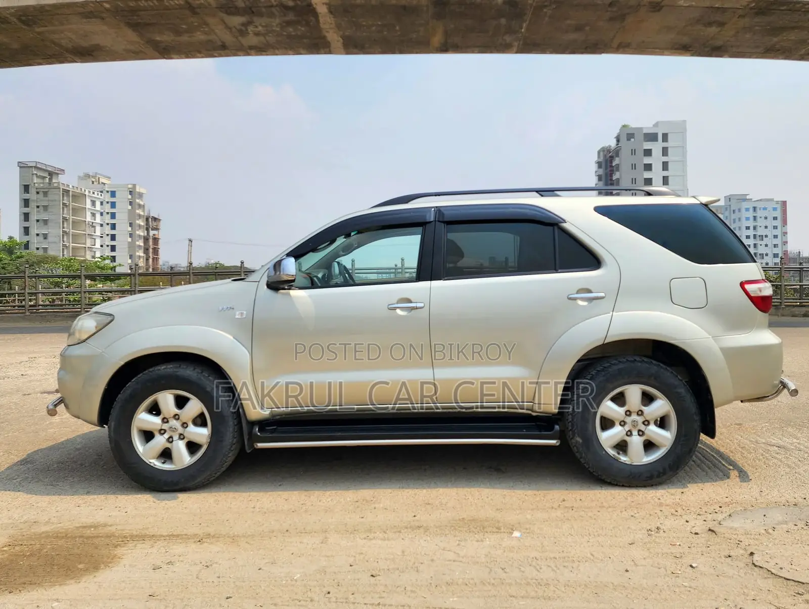 Toyota Fortuner 7 Seater VVTi 4X4 2012
