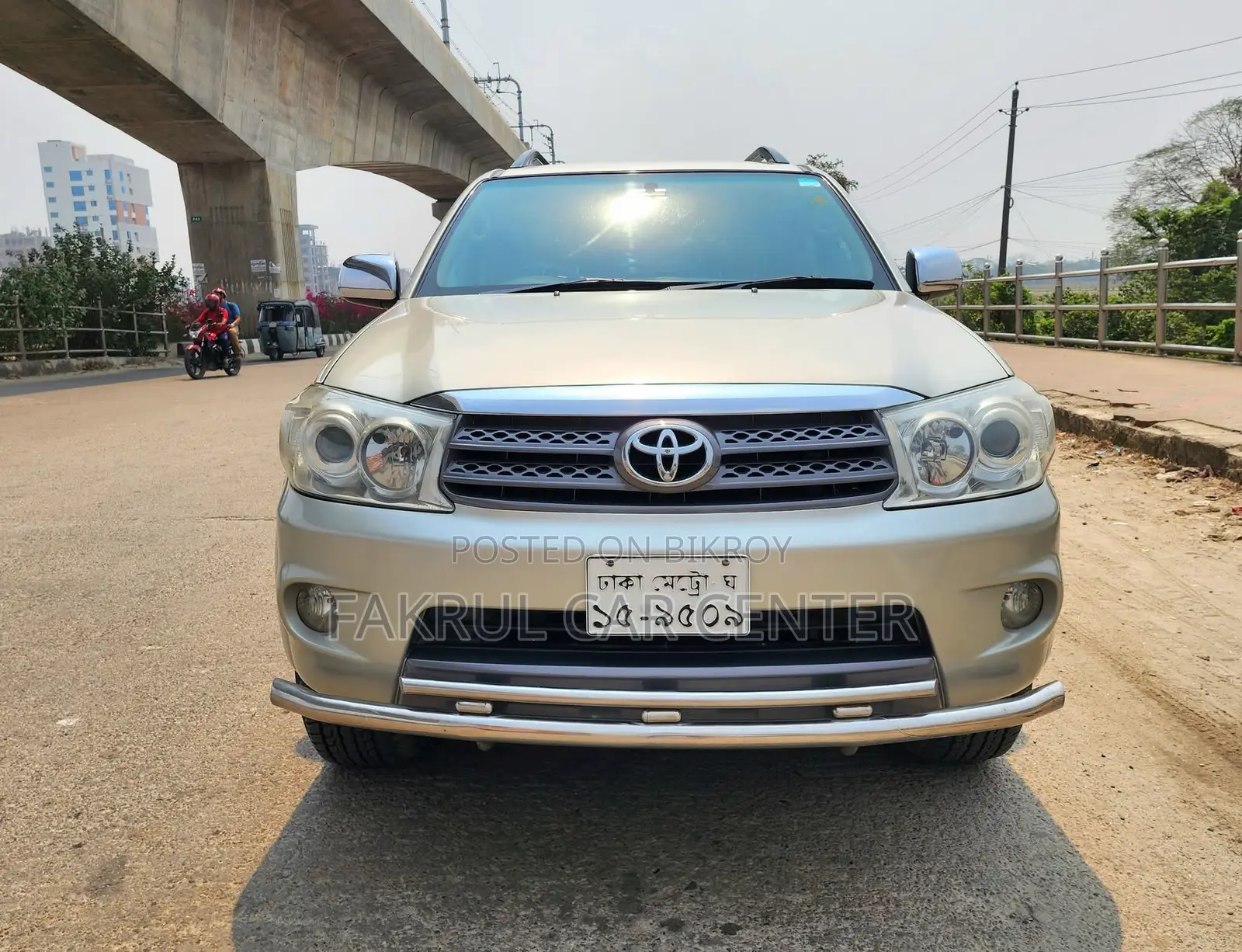 Toyota Fortuner 7 Seater VVTi 4X4 2012
