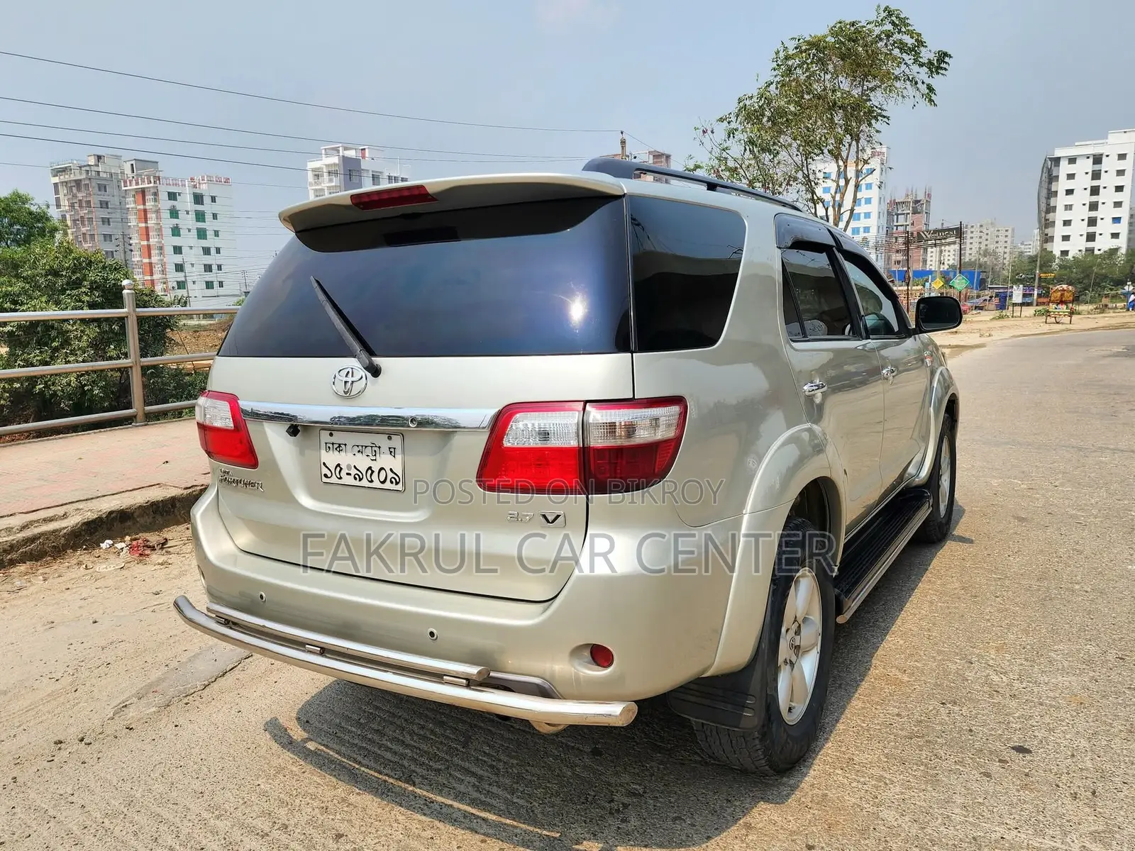 Toyota Fortuner 7 Seater VVTi 4X4 2012