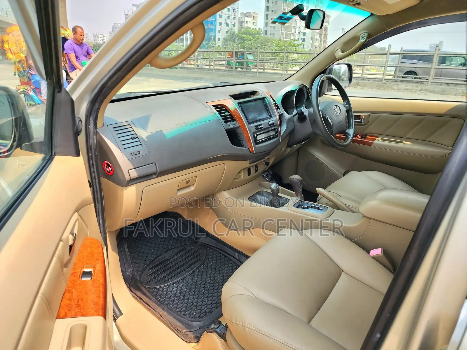 Toyota Fortuner 7 Seater VVTi 4X4 2012