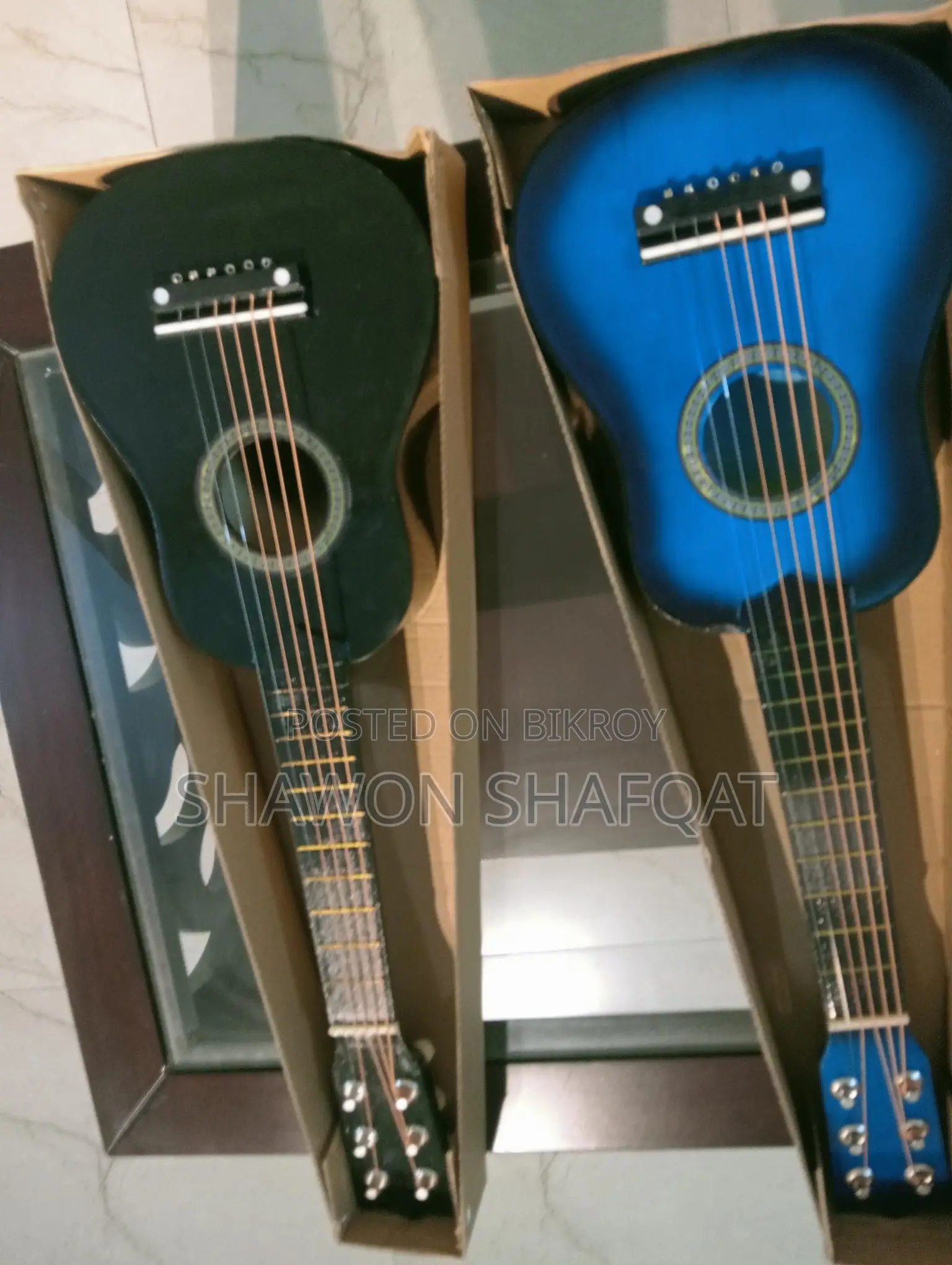 Mini Guitar