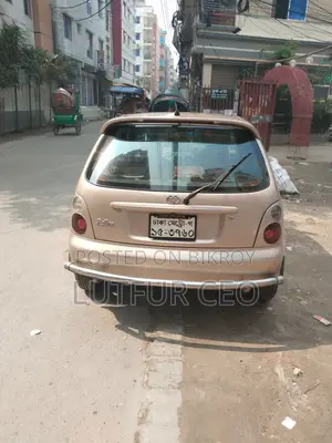 Toyota Starlet CARET 2000