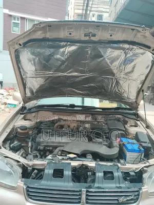 Toyota Starlet CARET 2000