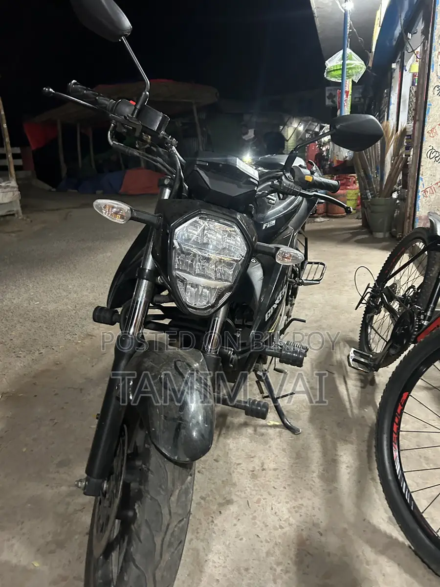 Suzuki Gixxer FI Disc . ২০২৪