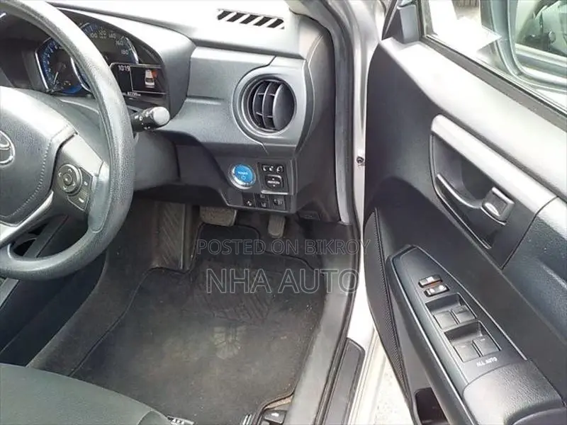 Toyota Axio EX Package 2020