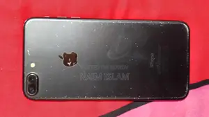 Apple iPhone 7 Plus . (ব্যবহৃত)