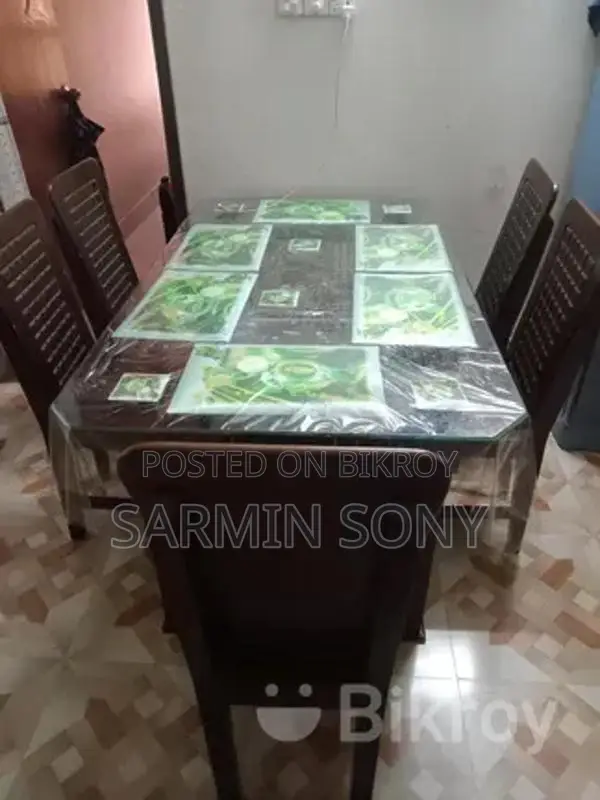 Table with 6 Chairs