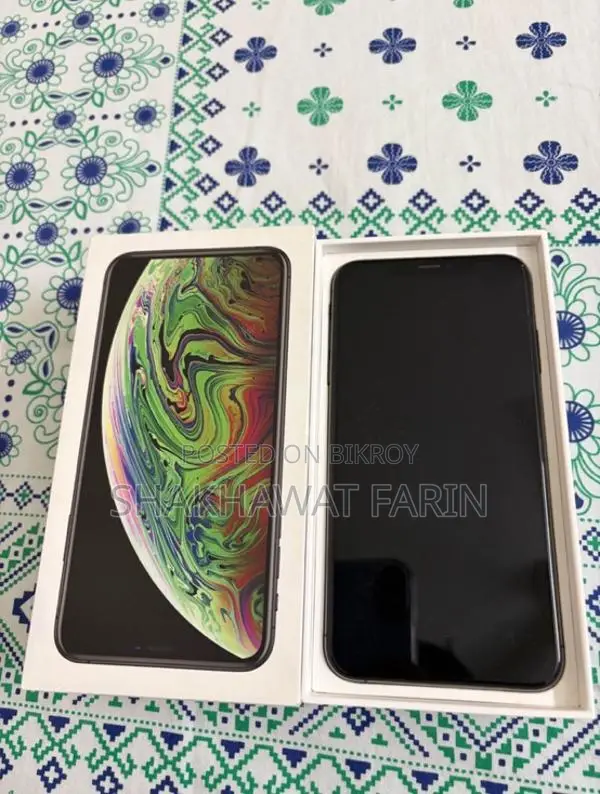Apple iPhone XS Max 64GB (Used)