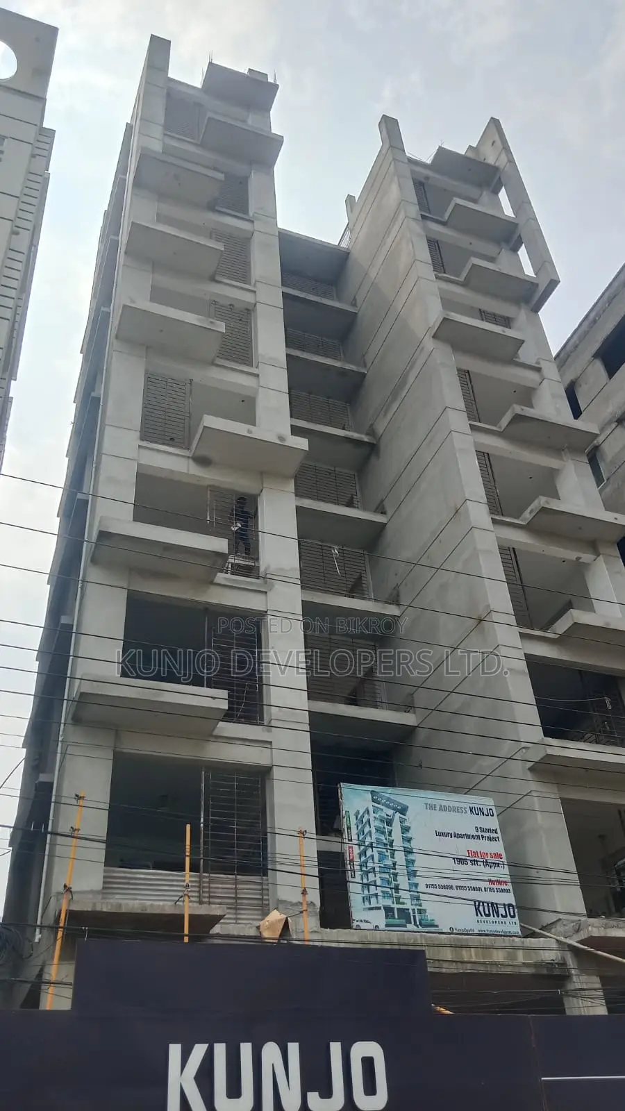 Luxurious Flat for Sale at Bashundhara R/A