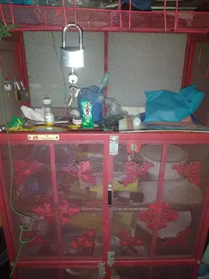 একটি কিচেন রেক বিক্রি হবে