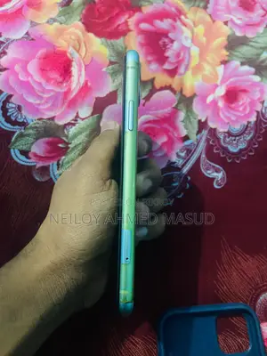 Apple iPhone 11 (Used)