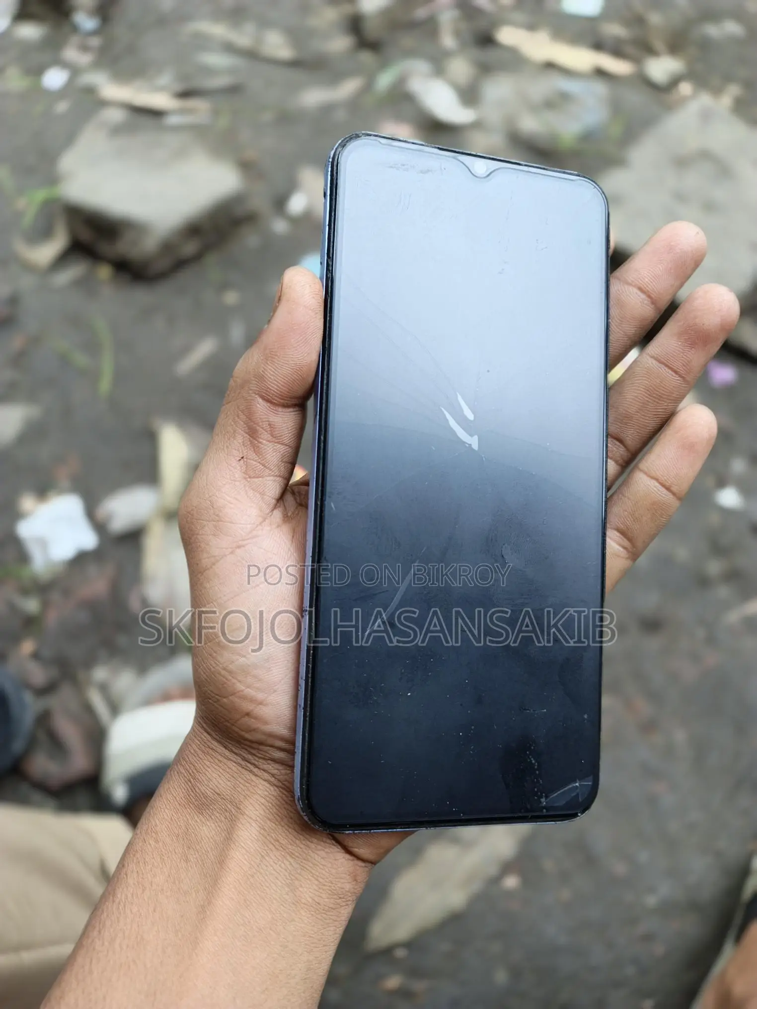 Realme C20 ৪/১২৮ (Used)