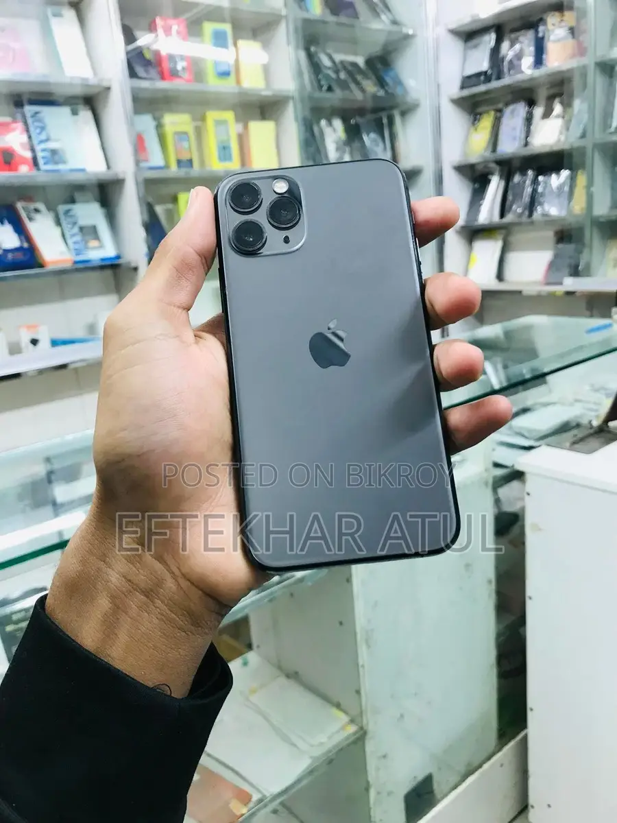 Apple iPhone 11 Pro . (Used)