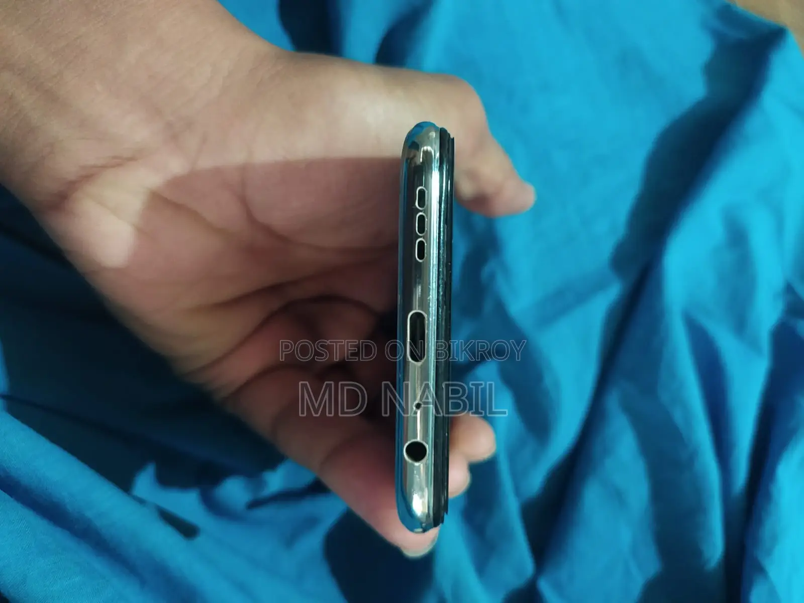 Realme XT (Used)