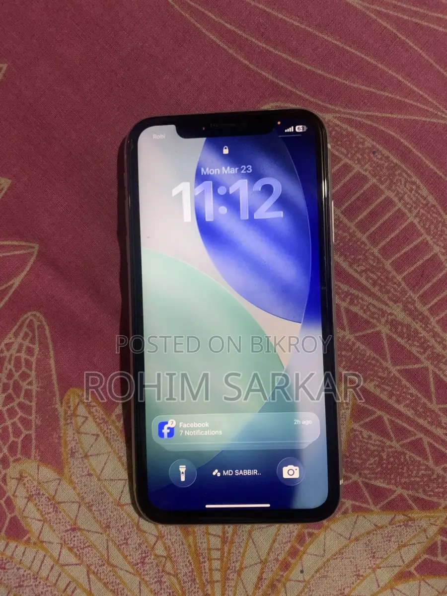 Apple iPhone 11 (Used)