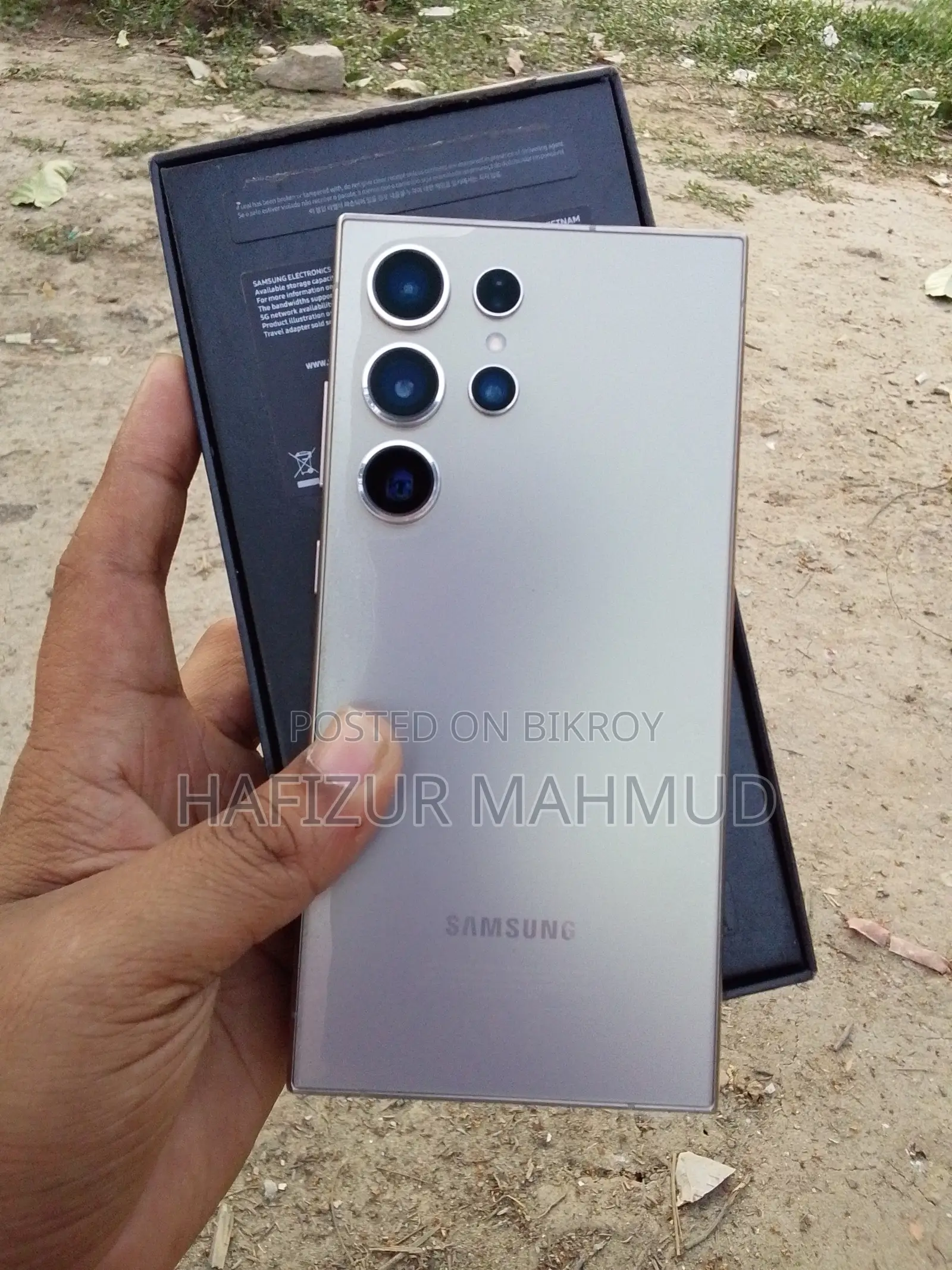 Samsung Galaxy S24 Ultra . (Used)