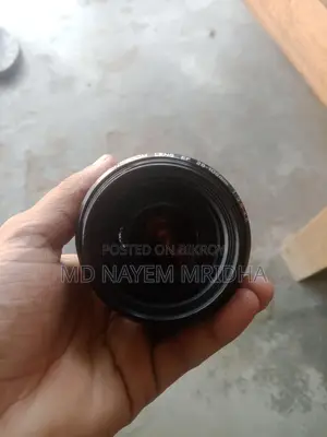 Canon Zoom Lens EF 28–105 mm