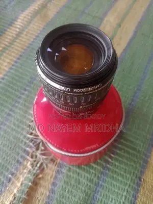Canon Zoom Lens EF 28–105 mm