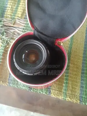 Canon Zoom Lens EF 28–105 mm