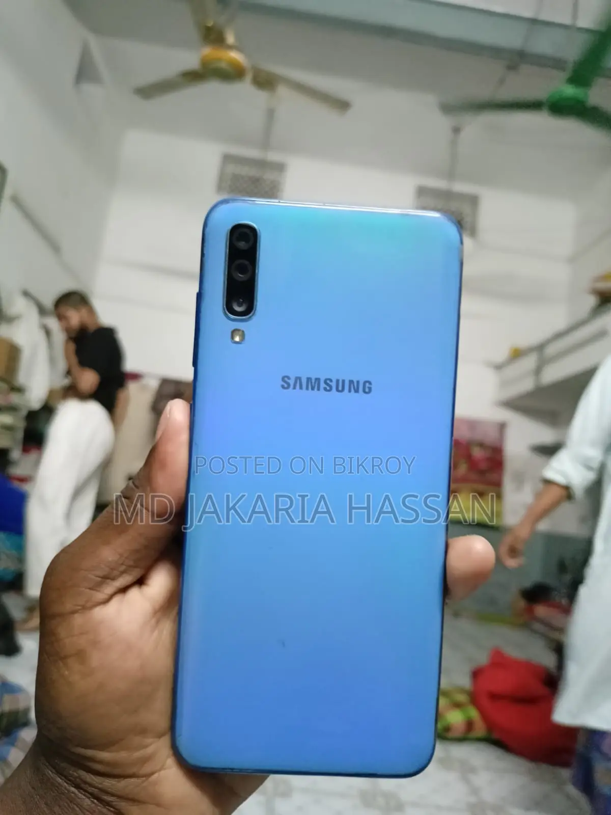 Samsung Galaxy A70 (Used)