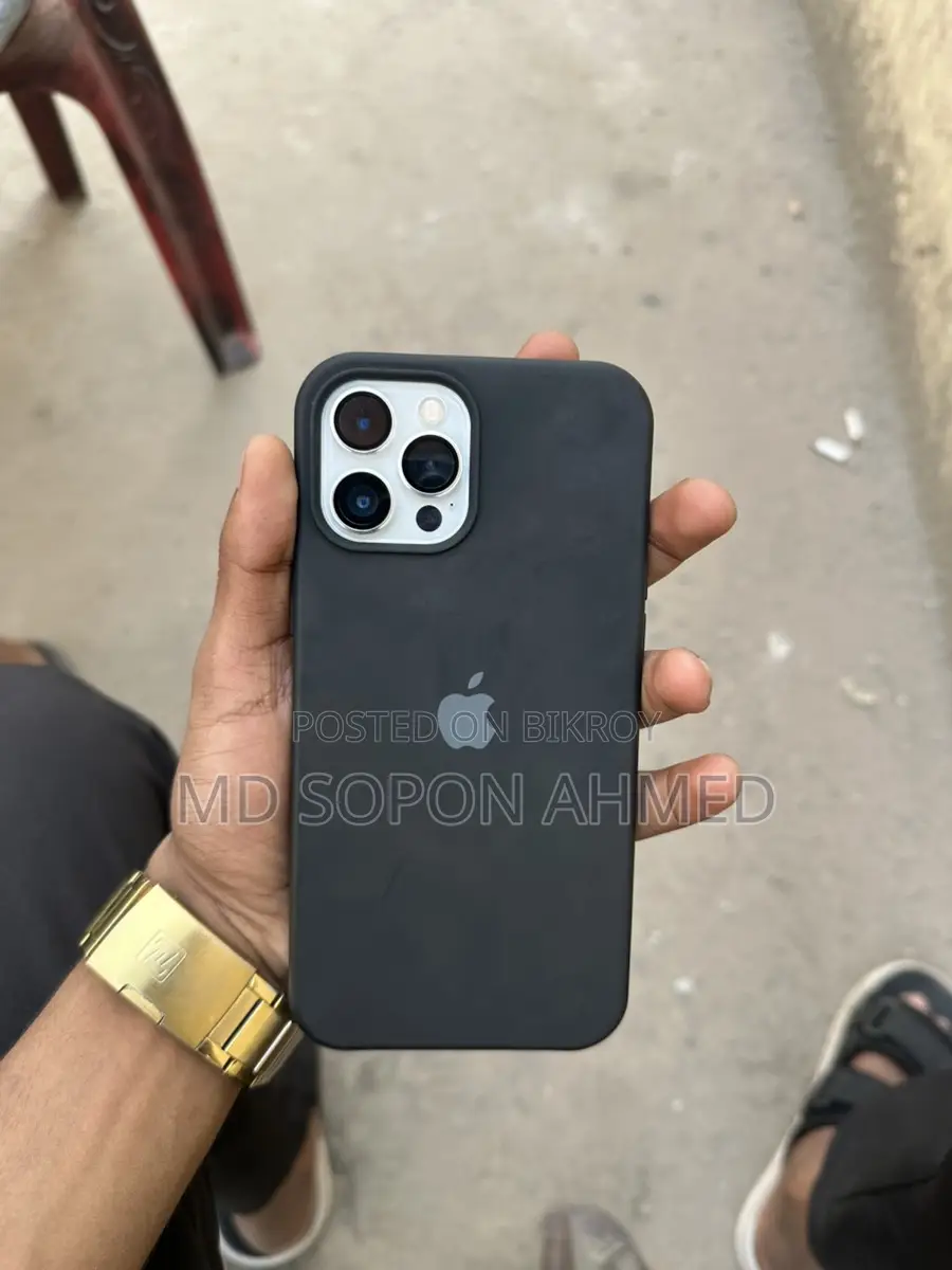 Apple iPhone 12 Pro Max . (Used)