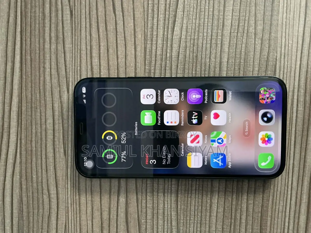 Apple iPhone 12 (Used)