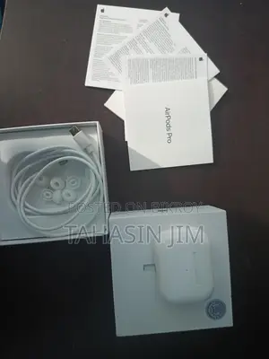Apple AirPods Pro 2nd Generation