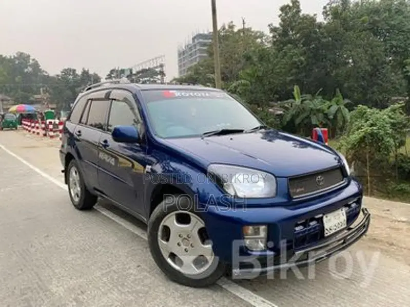 Toyota RAV4 With sunroof 2003