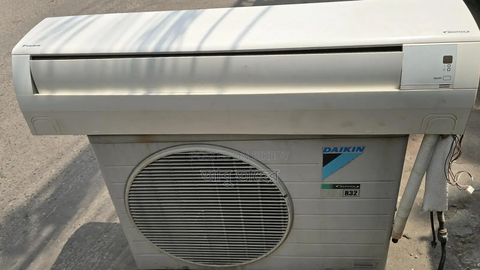 Daikin Inverter 1.5 Ton Split Type AC, Like New