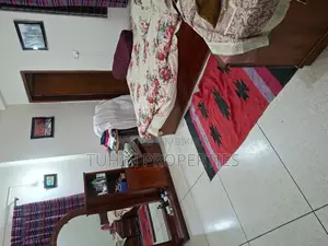 Used Ready Luxury 1850 Sft 4 Bed Room Flat Sale at Green Road